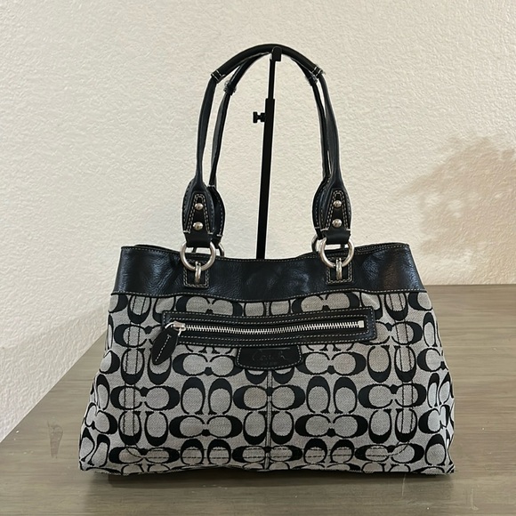 Coach Black and Gray Shoulder Bag - Picture 2 of 12